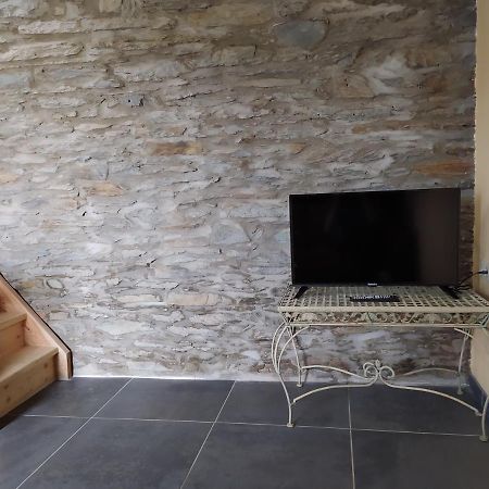 Gite De Charme Rosardenne Vaux-sur-Sure 外观 照片